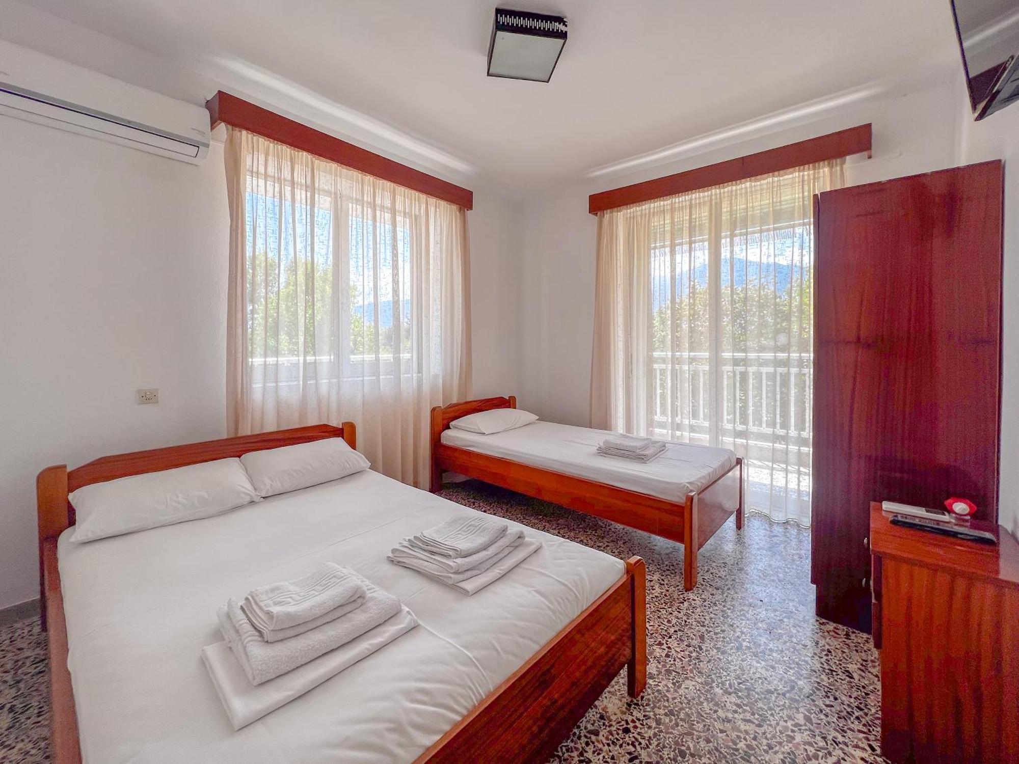 Prado Apartment Hotel Limin Litochorou Exterior photo